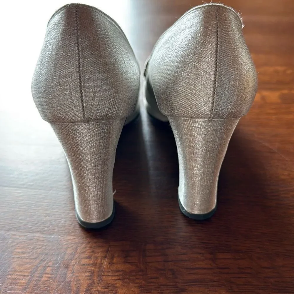 Vintage 60’s 70’s Metallic Silver Platform Heels‎ Size 8